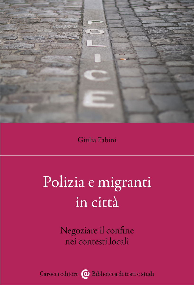 Polizia e migranti in città